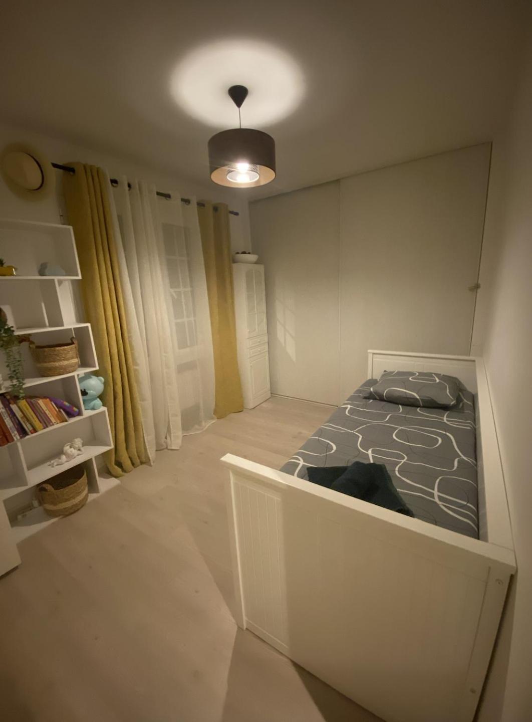 Maison Lyon-Bron Eurexpo - Stadium Groupama Apartment Екстериор снимка
